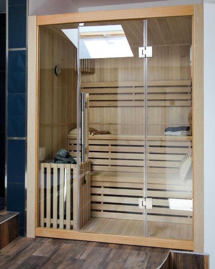 L'Ecrin Champenois - Suite Avec Balneo Et Sauna Prives Chalons-en-Champagne Exterior photo